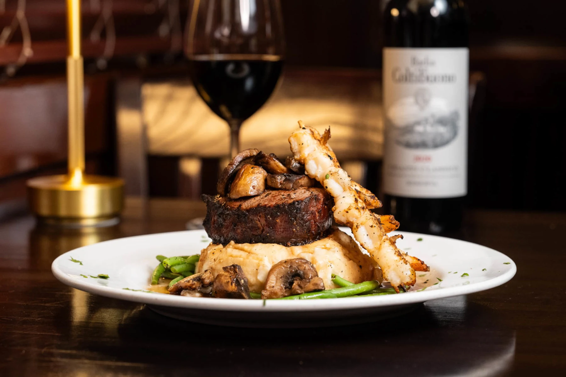 Luigi’s Italian Chophouse and Bar signature dishes Homemade Sauces, Pan Sautéed Pasta, Hand-cut Black Angus Steaks and Chops, Fresh Fish